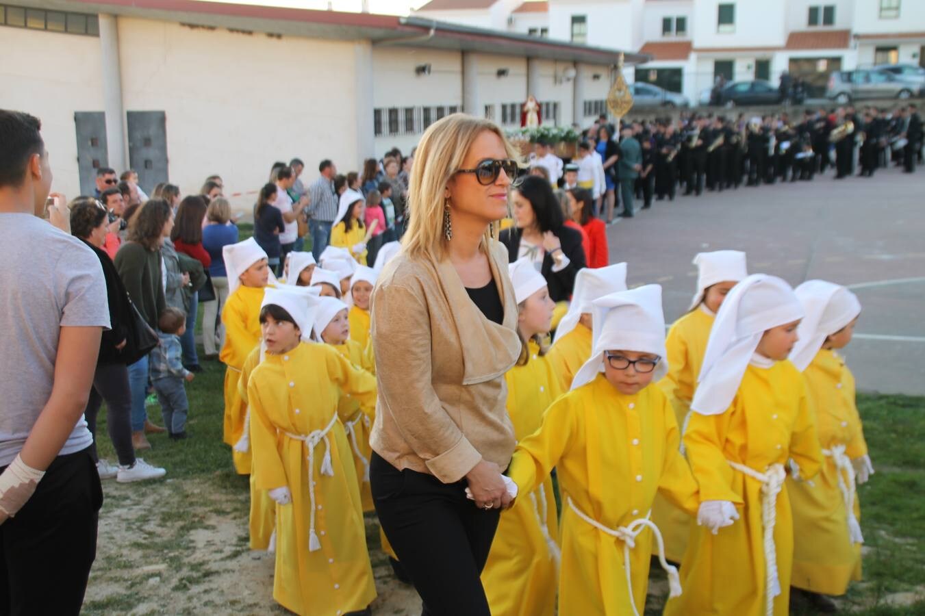 La Procesión infantil del Colegio 'El Rodeo' vuelve a ser reflejo de la fuerte identidad de la Semana Santa jerezana