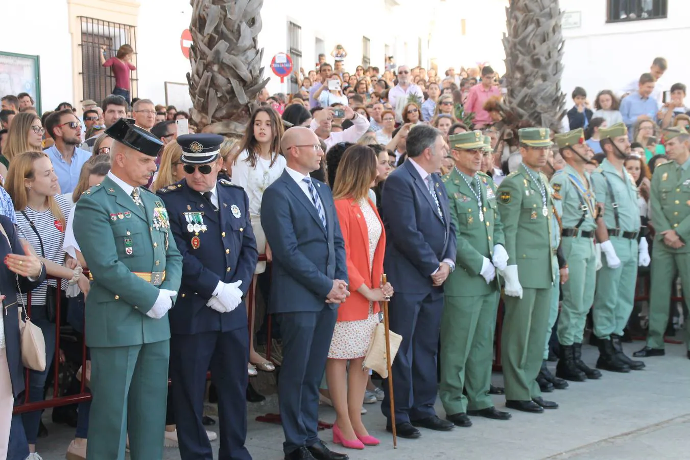La Legión refuerza su vínculo con Jerez con la imposición de la 'Faja de General' a la Virgen del Rosario