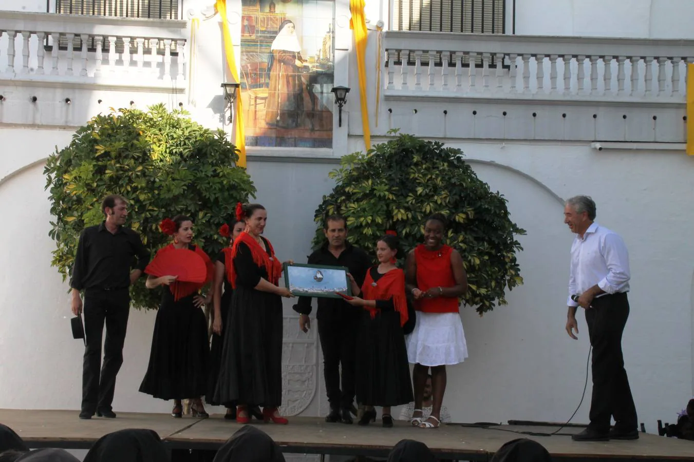 Convivencia de las antiguas alumnas del Colegio 'Madre de Dios' de las Hermanas de la Cruz