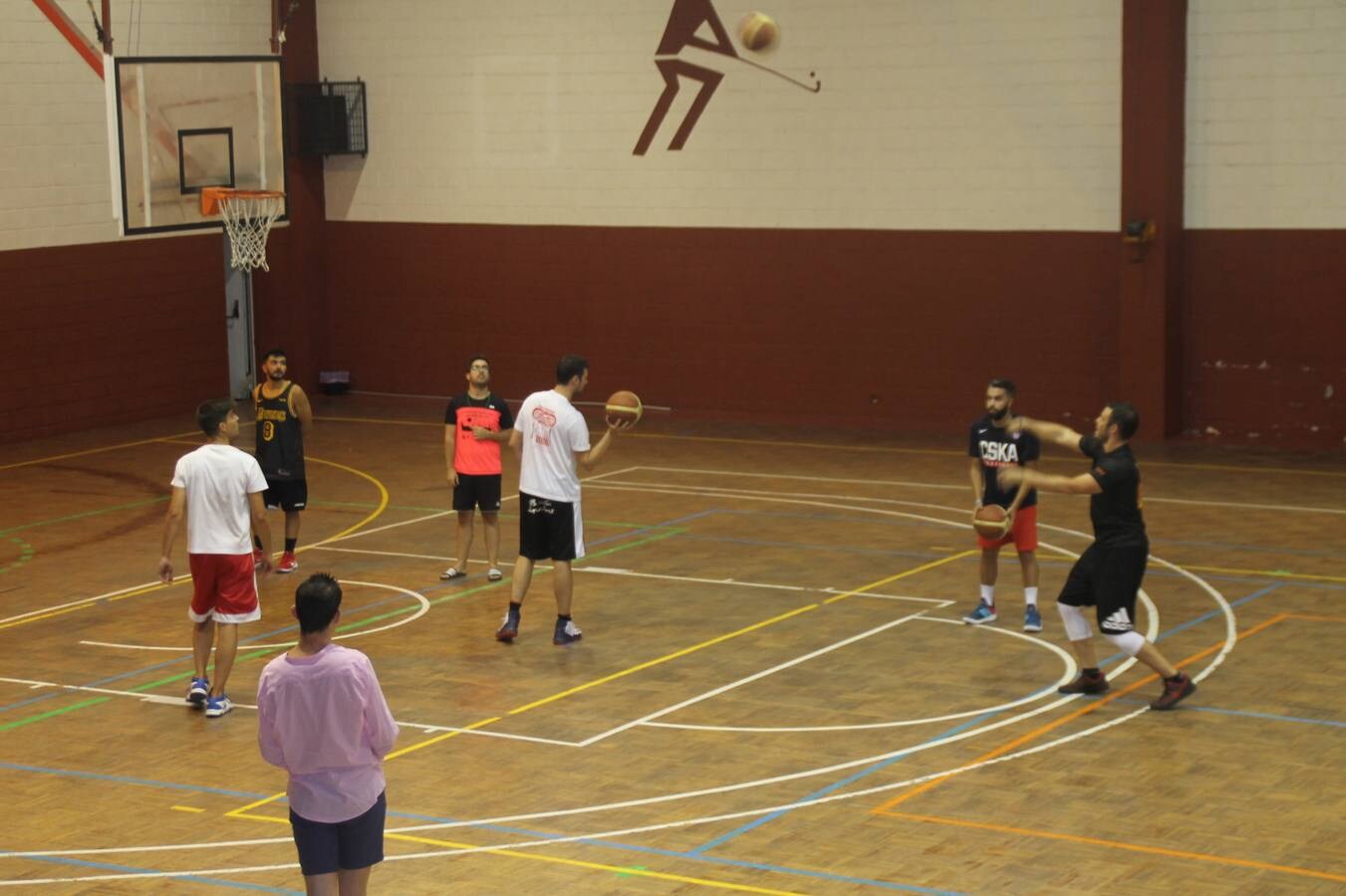 10 equipos impulsan el Torneo 3x3 del Club Baloncesto Xerixia