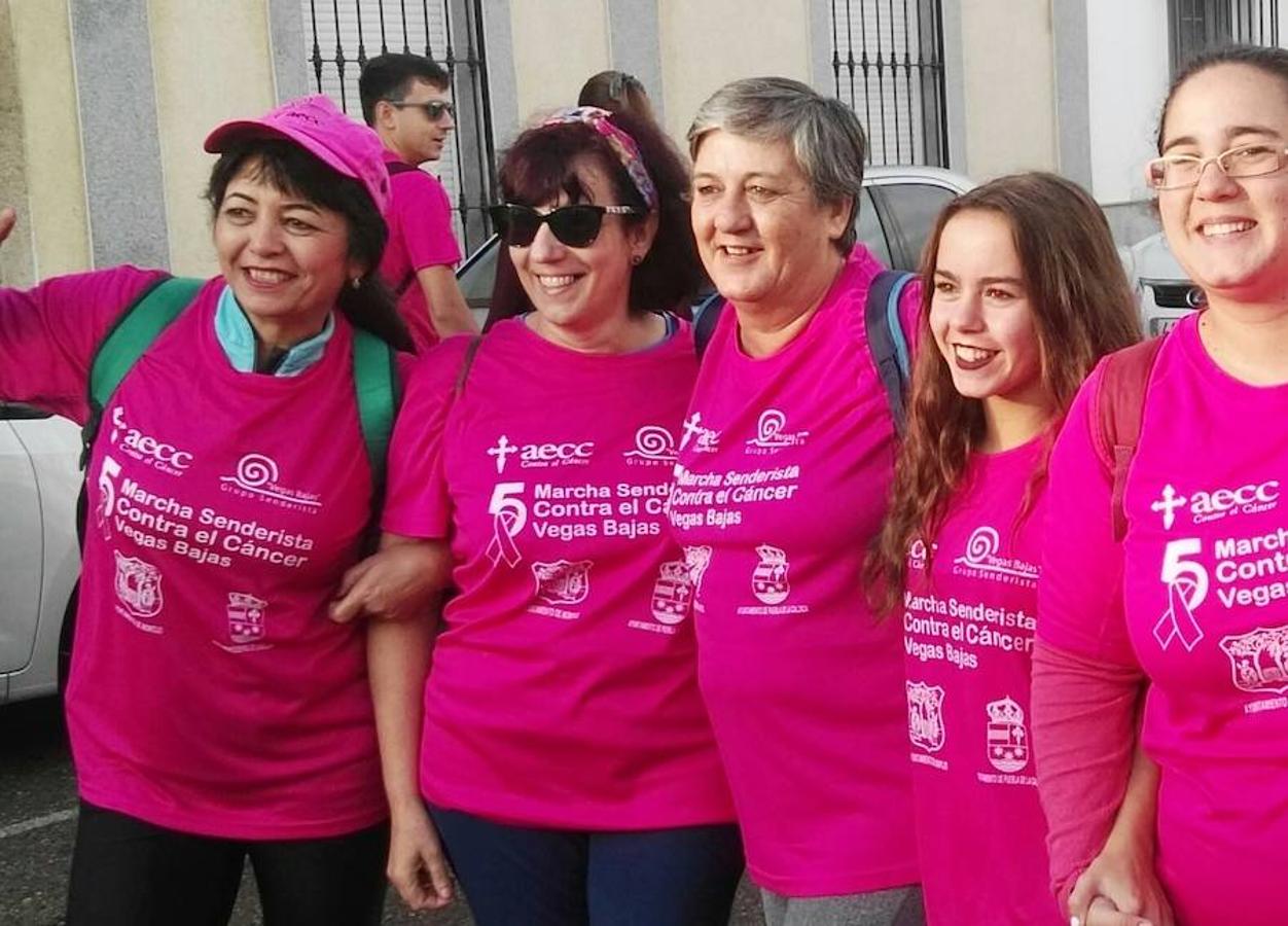 La Marea Rosa desborda Puebla de la Calzada y Montijo