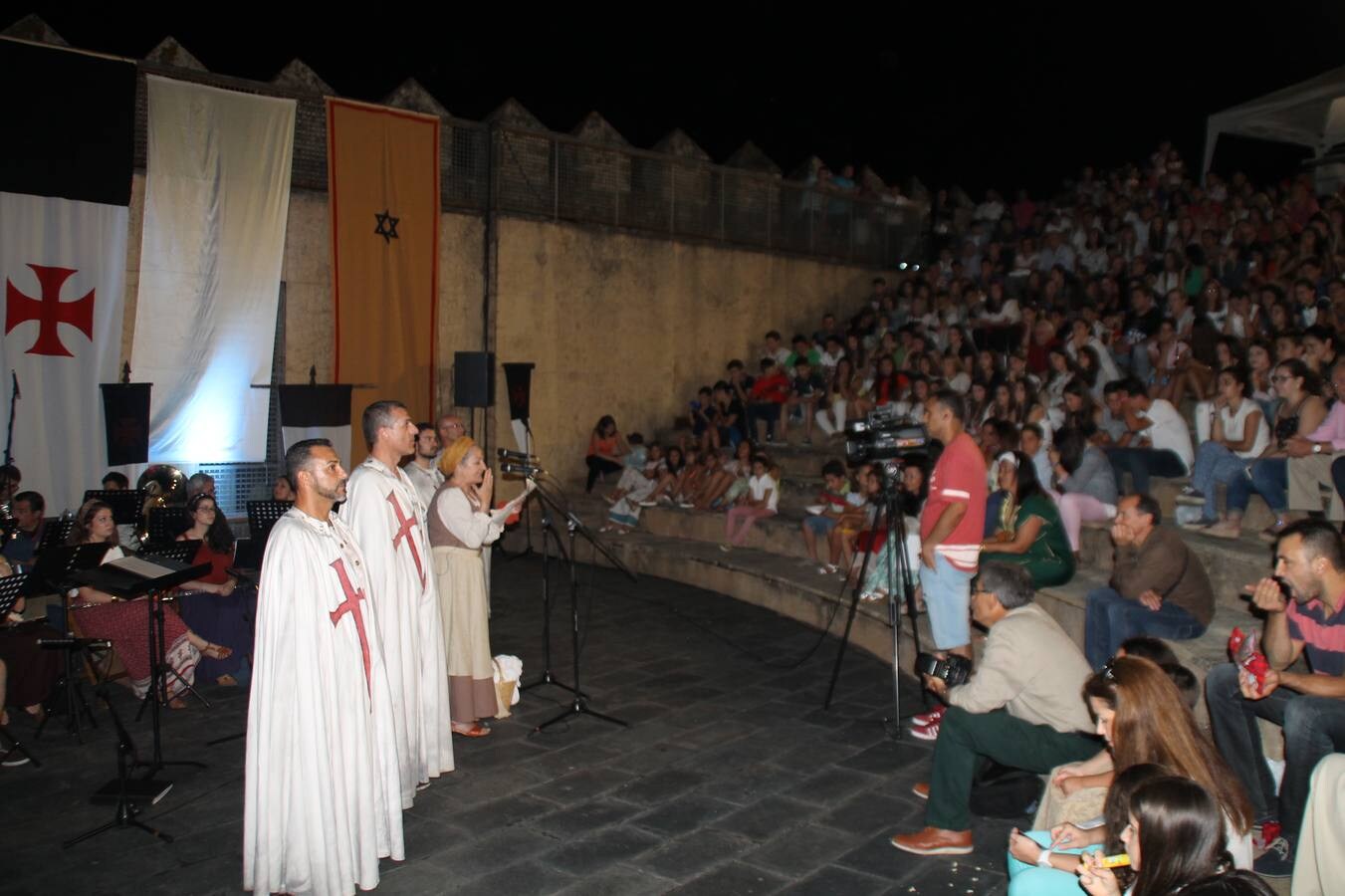 África Mazuecos ofreció el Pregón del XIII Festival templario