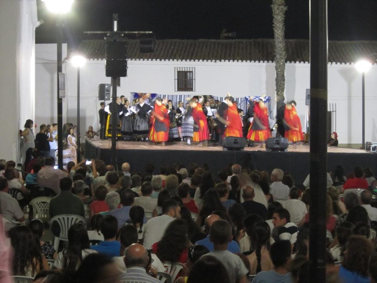 Festival Folklórico Los Pueblos del Mundo 2016