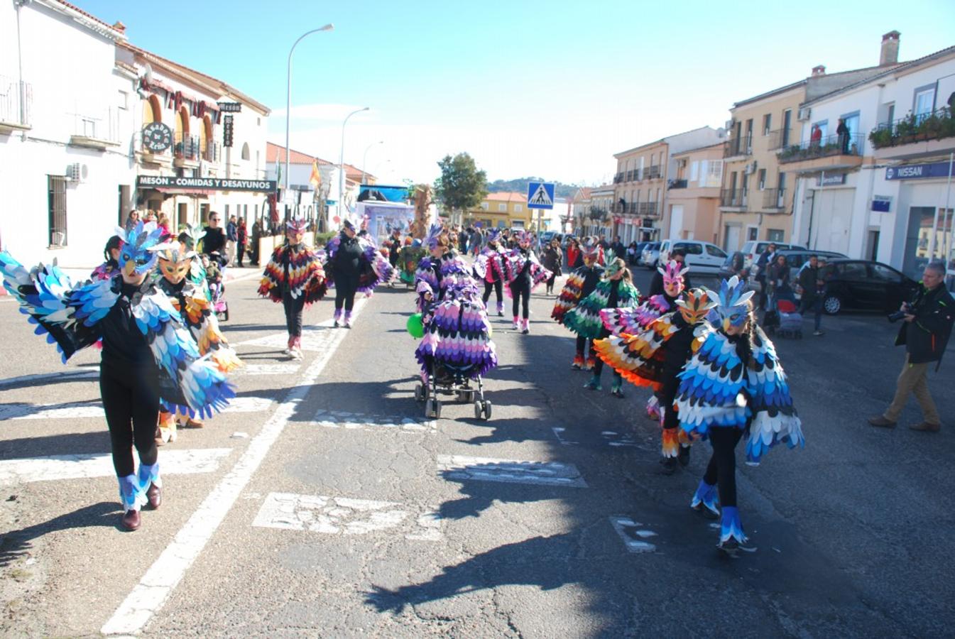 Desfile de comparsas y carrozas en Trujillo